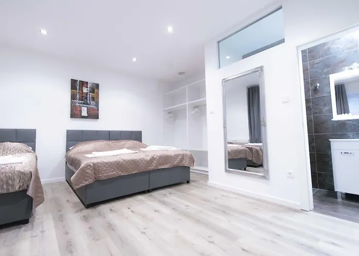 Apartma & Free Parking